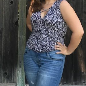 Bobeau Sleeveless Wrap Hem Damask Print Top